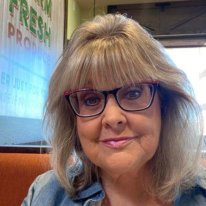 Meet your Posher, Nancy